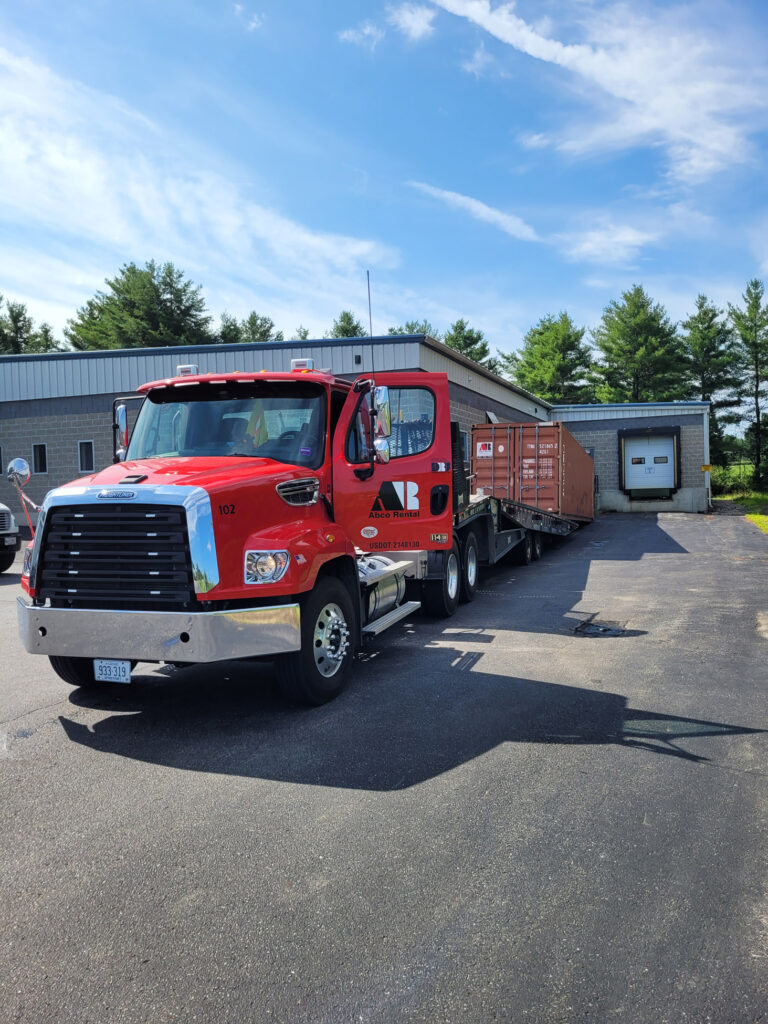 40 ft storage container rental pick up from Gor ham, ME 04038 20240801_095909