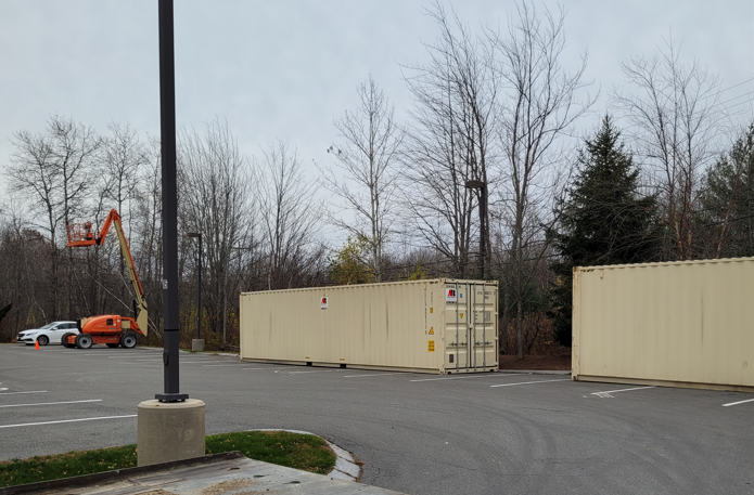 New 40’ high cube storage container rental to Bangor Hotel.