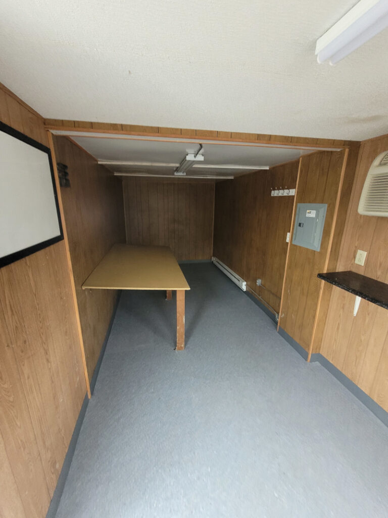 OFFICE TRAILER DELV/UFPU 8X32' Sent at: 10:02 BLOCK & LEVEL It's condos/apartments going in there Delivery 8x32’ Office Trailer to an Apartment/ Condo New Complex in Scarborough, Me.