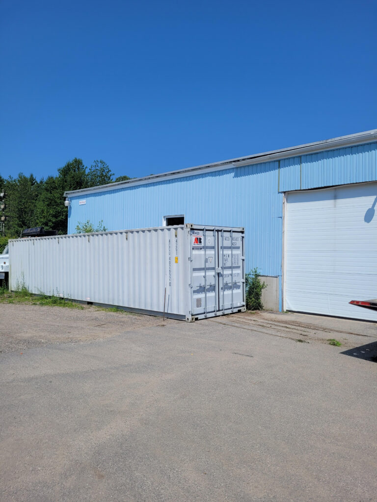Abco Rental & Storage, Inc delivered a 40-foot storage container to Ace Construction in South Portland, ME for secure, on-site storage of building materials. Our containers are weatherproof, lockable, and ideal for job sites of all sizes. 📦 Perfect for contractors, builders, and remodelers 📍 Serving South Portland and surrounding areas